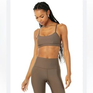 NWT Alo Yoga Airlift Set Hot Cocoa